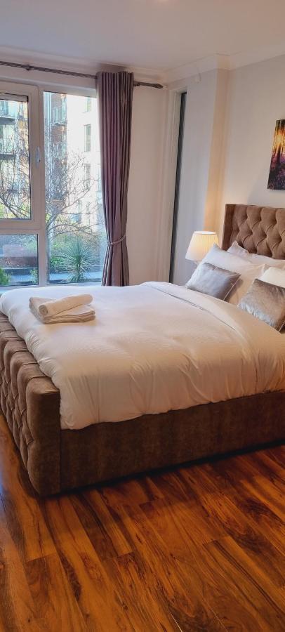לונדון Double King Suite, Canary Wharf Waterfront מראה חיצוני תמונה