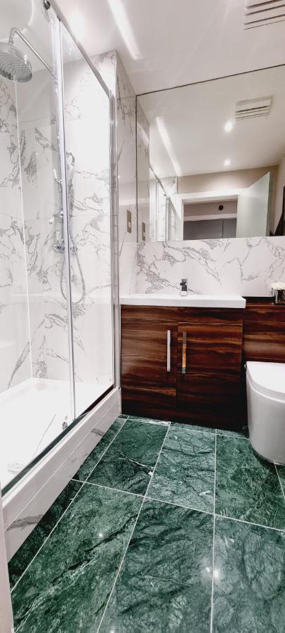 לונדון Double King Suite, Canary Wharf Waterfront מראה חיצוני תמונה