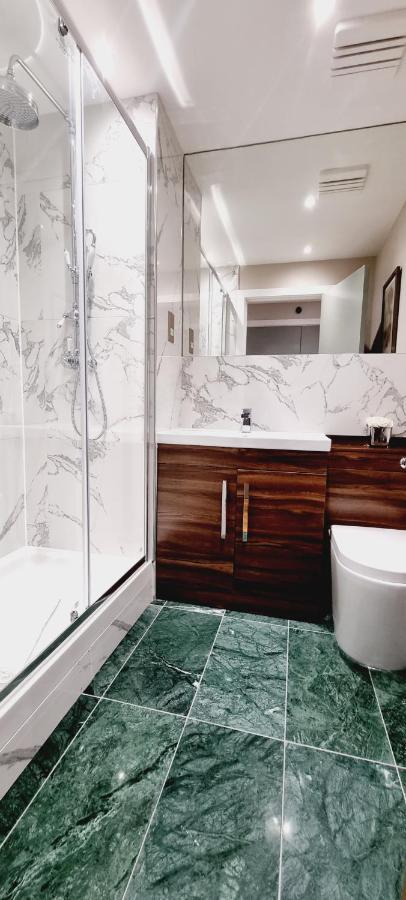 לונדון Double King Suite, Canary Wharf Waterfront מראה חיצוני תמונה
