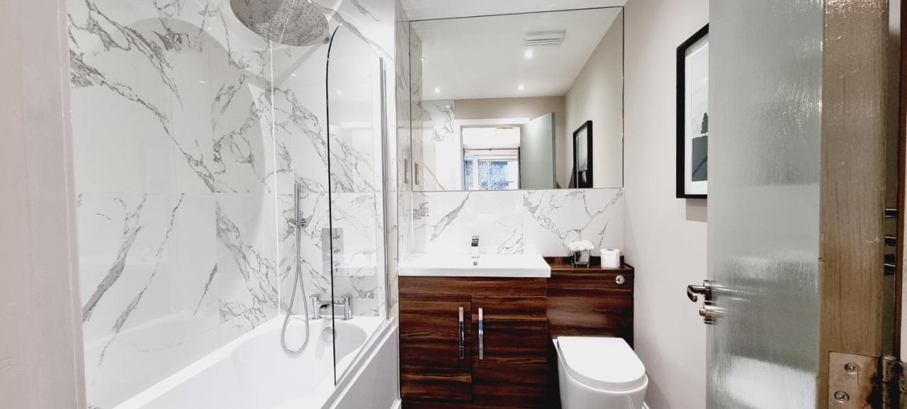 לונדון Double King Suite, Canary Wharf Waterfront מראה חיצוני תמונה